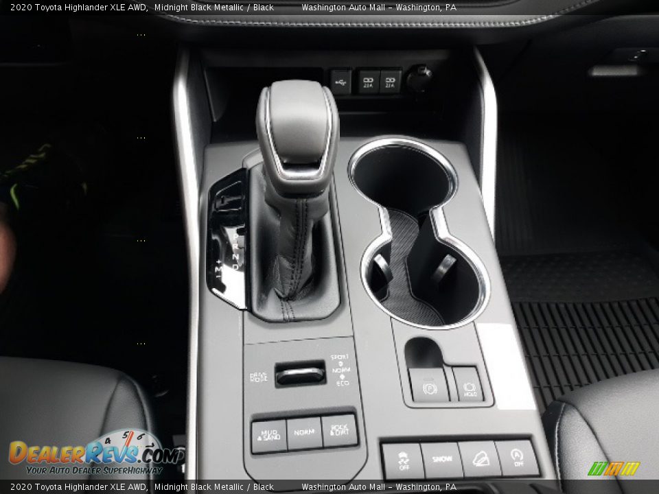 2020 Toyota Highlander XLE AWD Midnight Black Metallic / Black Photo #10