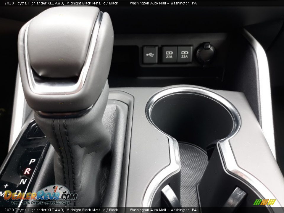 2020 Toyota Highlander XLE AWD Midnight Black Metallic / Black Photo #12