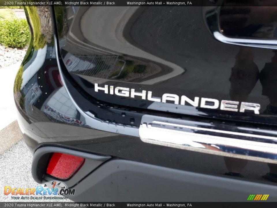 2020 Toyota Highlander XLE AWD Midnight Black Metallic / Black Photo #32