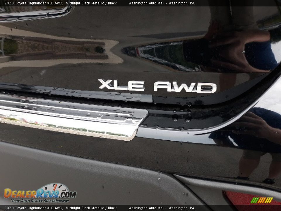 2020 Toyota Highlander XLE AWD Midnight Black Metallic / Black Photo #34