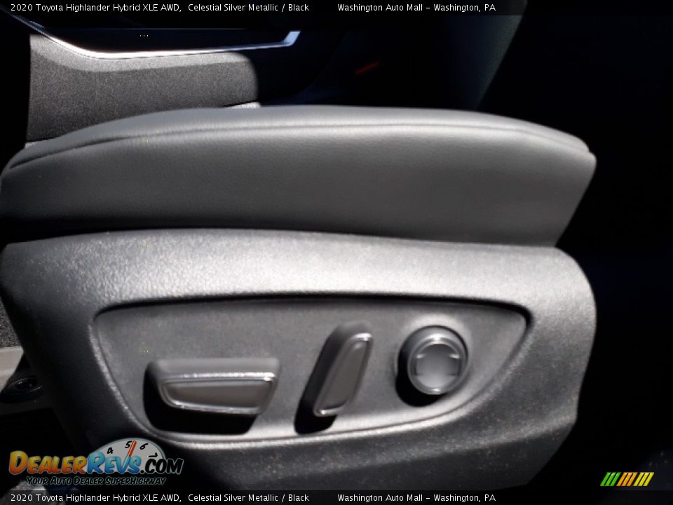 2020 Toyota Highlander Hybrid XLE AWD Celestial Silver Metallic / Black Photo #25