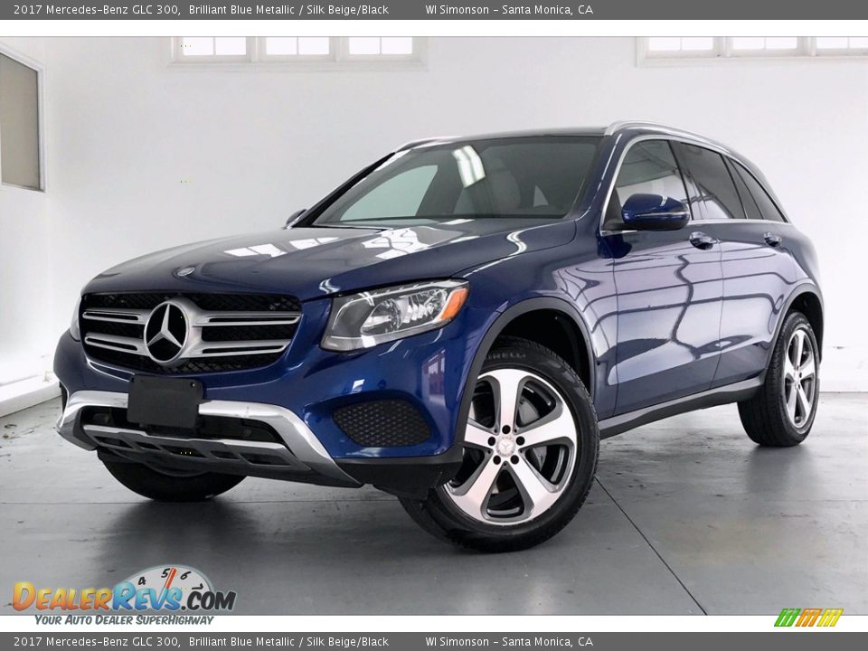 2017 Mercedes-Benz GLC 300 Brilliant Blue Metallic / Silk Beige/Black Photo #12