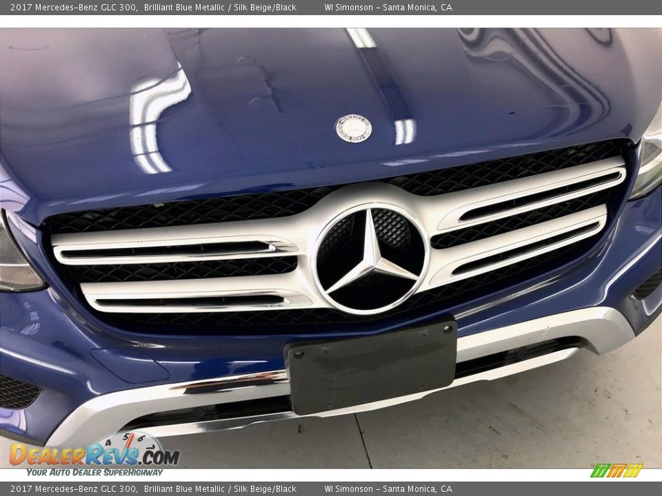2017 Mercedes-Benz GLC 300 Brilliant Blue Metallic / Silk Beige/Black Photo #33