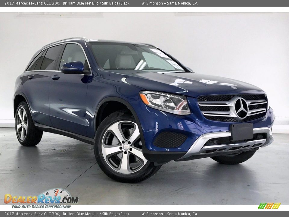 2017 Mercedes-Benz GLC 300 Brilliant Blue Metallic / Silk Beige/Black Photo #34