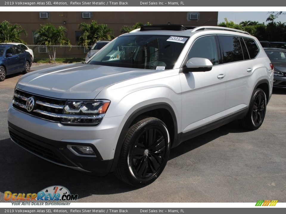 2019 Volkswagen Atlas SEL 4Motion Reflex Silver Metallic / Titan Black Photo #4