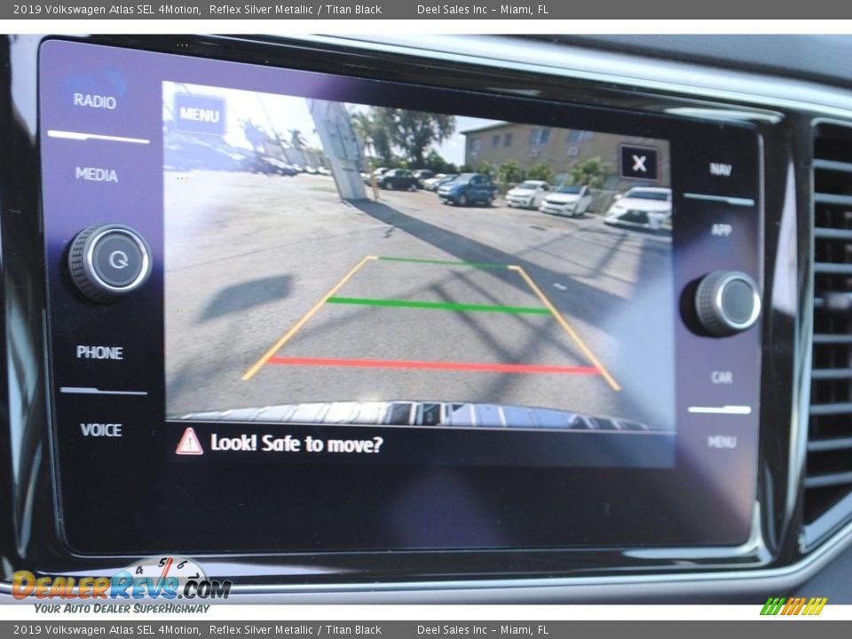 2019 Volkswagen Atlas SEL 4Motion Reflex Silver Metallic / Titan Black Photo #17