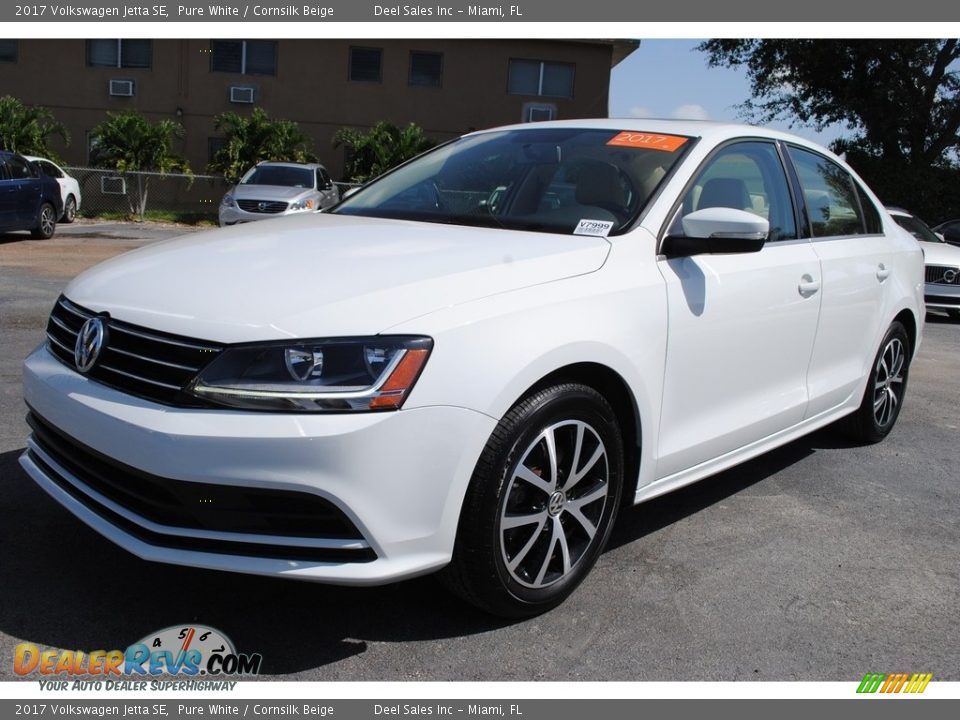 2017 Volkswagen Jetta SE Pure White / Cornsilk Beige Photo #5
