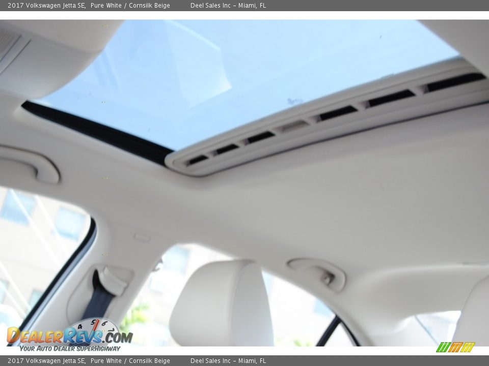 2017 Volkswagen Jetta SE Pure White / Cornsilk Beige Photo #13