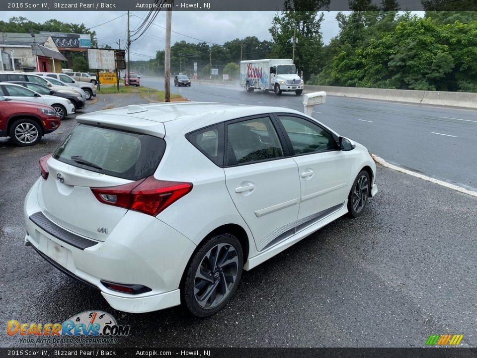 2016 Scion iM Blizzard Pearl / Black Photo #2