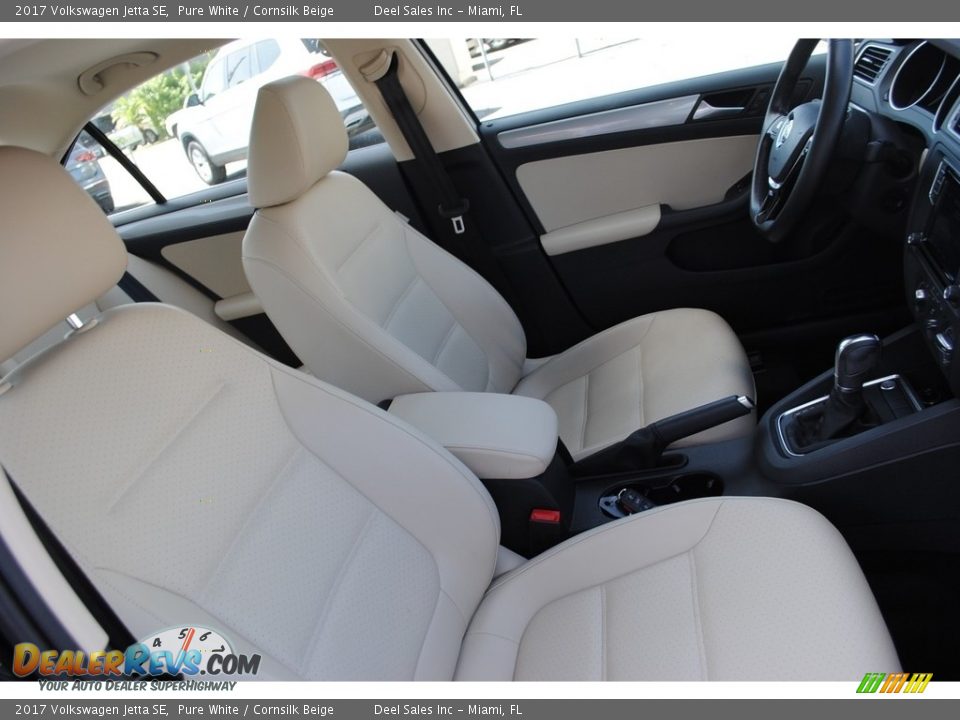 2017 Volkswagen Jetta SE Pure White / Cornsilk Beige Photo #18