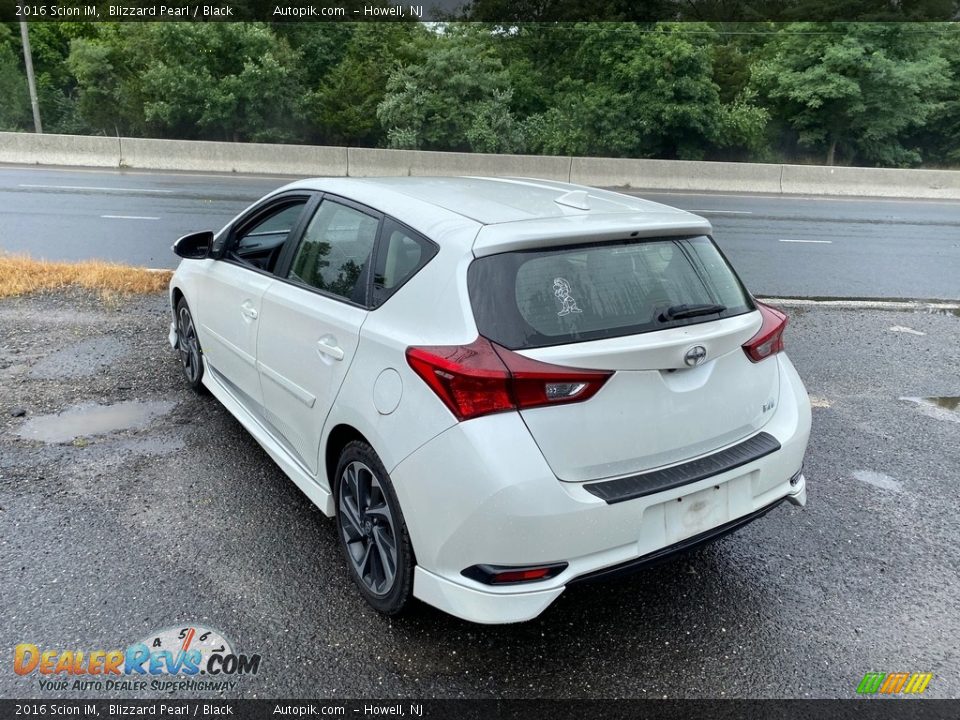 2016 Scion iM Blizzard Pearl / Black Photo #5