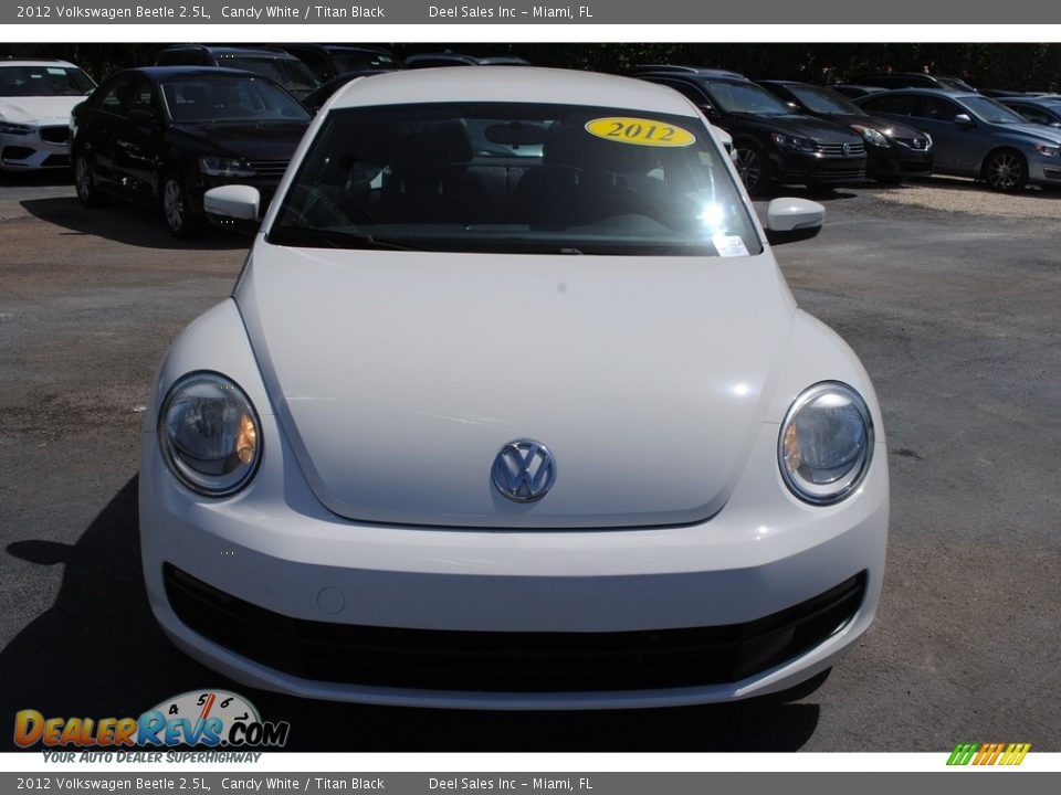 2012 Volkswagen Beetle 2.5L Candy White / Titan Black Photo #3