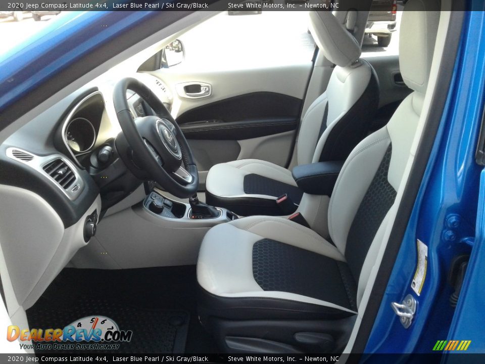 2020 Jeep Compass Latitude 4x4 Laser Blue Pearl / Ski Gray/Black Photo #10