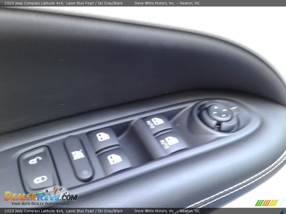 2020 Jeep Compass Latitude 4x4 Laser Blue Pearl / Ski Gray/Black Photo #11