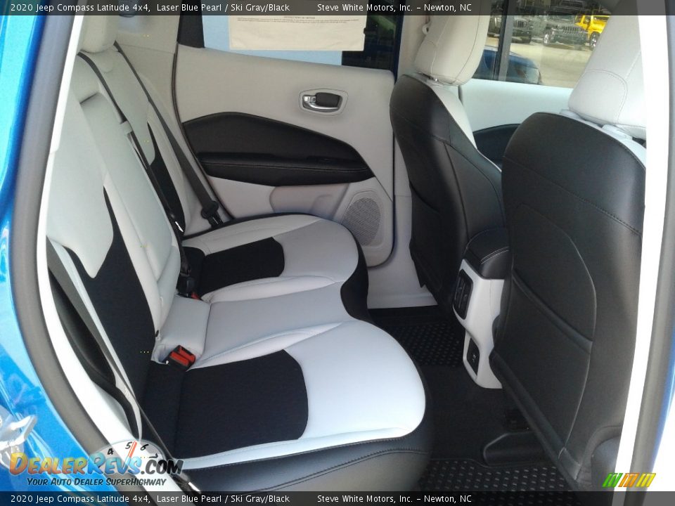 2020 Jeep Compass Latitude 4x4 Laser Blue Pearl / Ski Gray/Black Photo #14