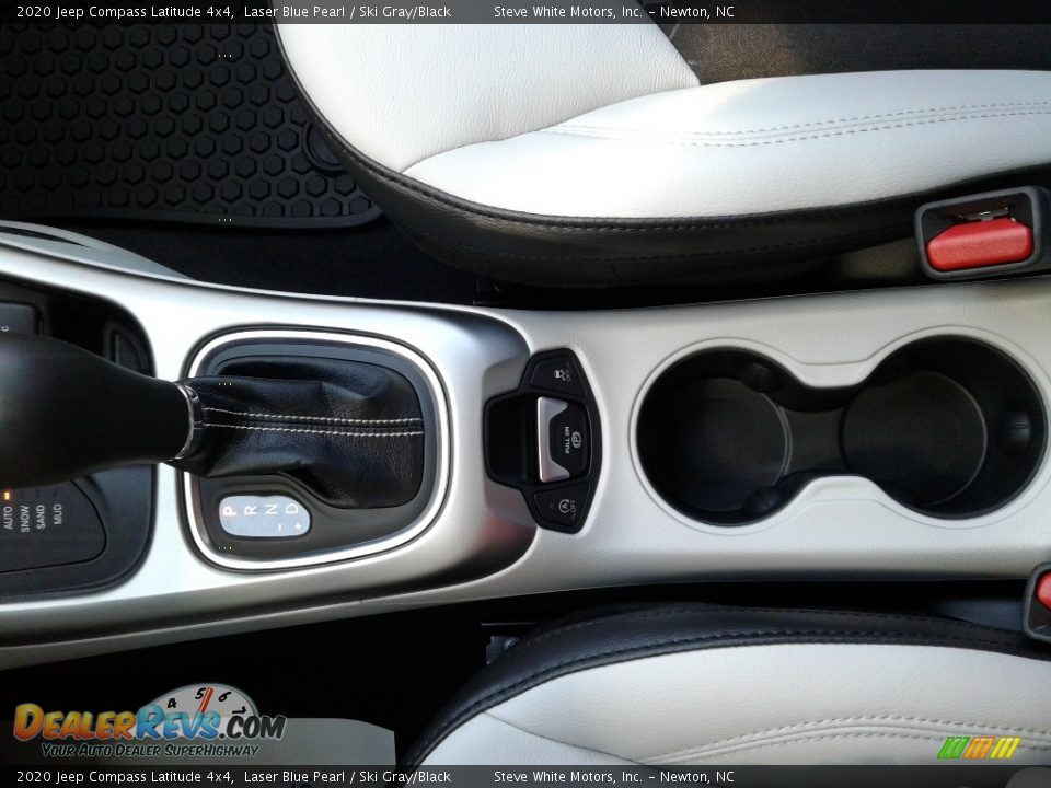 2020 Jeep Compass Latitude 4x4 Laser Blue Pearl / Ski Gray/Black Photo #25