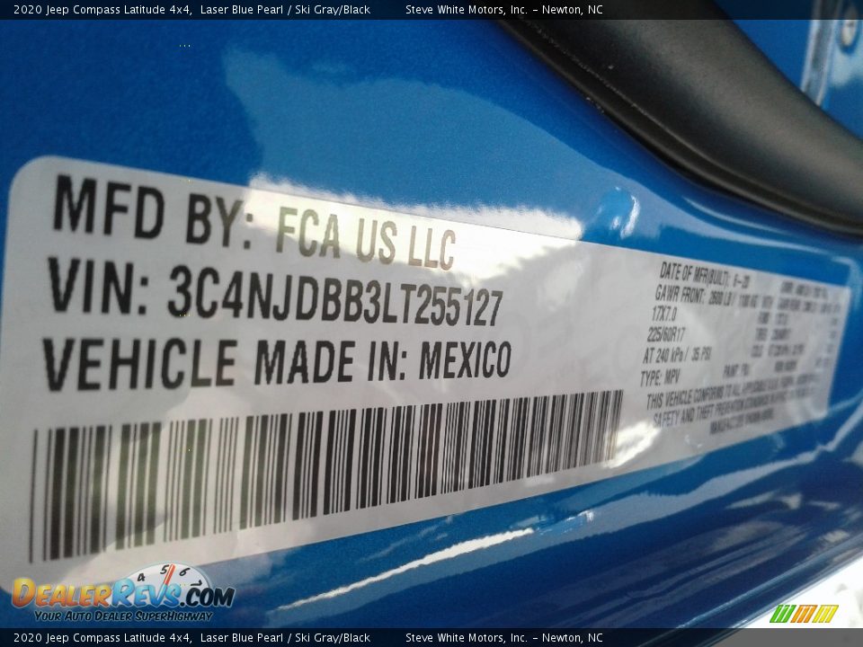 2020 Jeep Compass Latitude 4x4 Laser Blue Pearl / Ski Gray/Black Photo #30