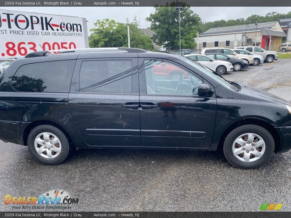 2009 Kia Sedona LX Midnight Black / Gray Photo #3