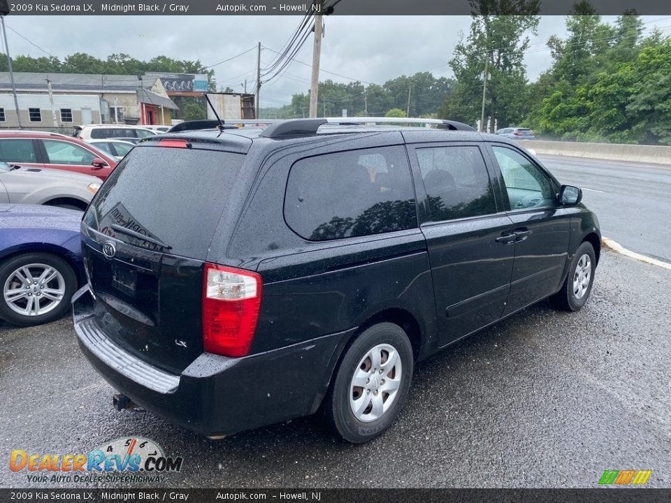 2009 Kia Sedona LX Midnight Black / Gray Photo #4