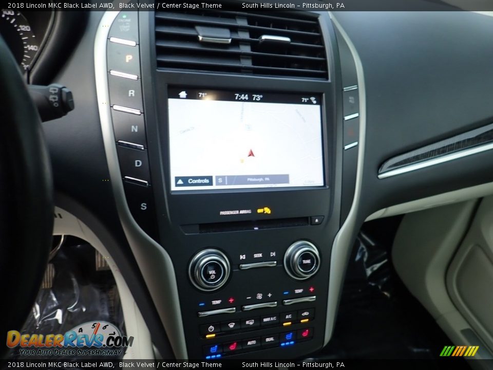 Controls of 2018 Lincoln MKC Black Label AWD Photo #22