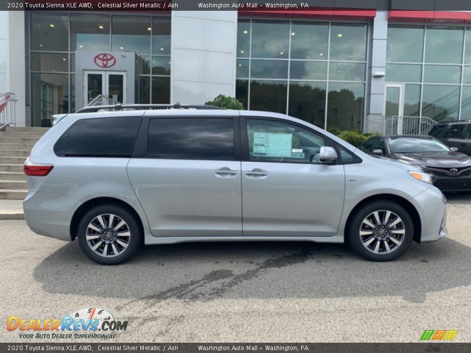 2020 Toyota Sienna XLE AWD Celestial Silver Metallic / Ash Photo #32