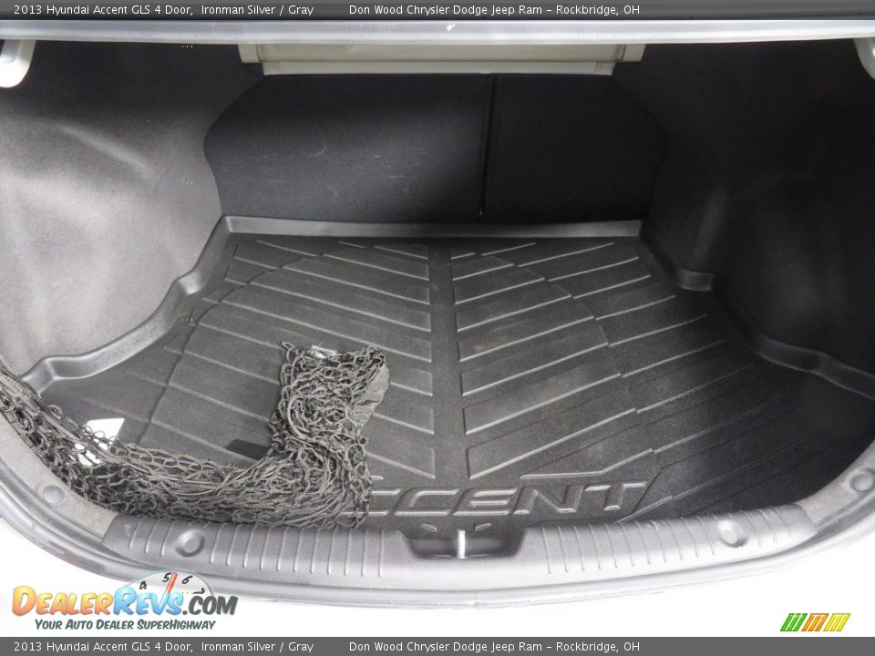 2013 Hyundai Accent GLS 4 Door Ironman Silver / Gray Photo #13