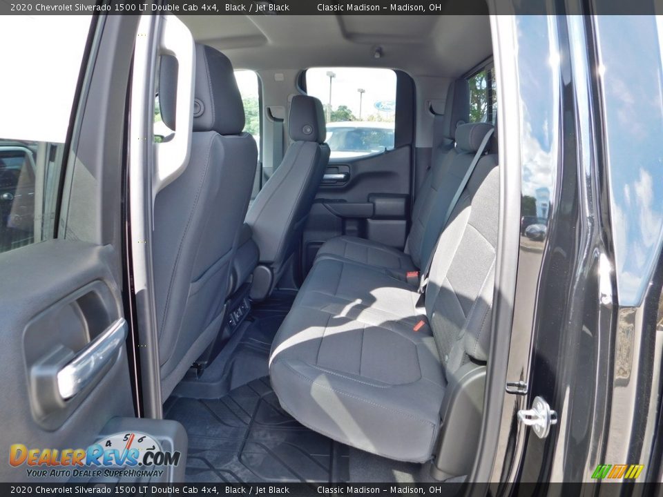 2020 Chevrolet Silverado 1500 LT Double Cab 4x4 Black / Jet Black Photo #26