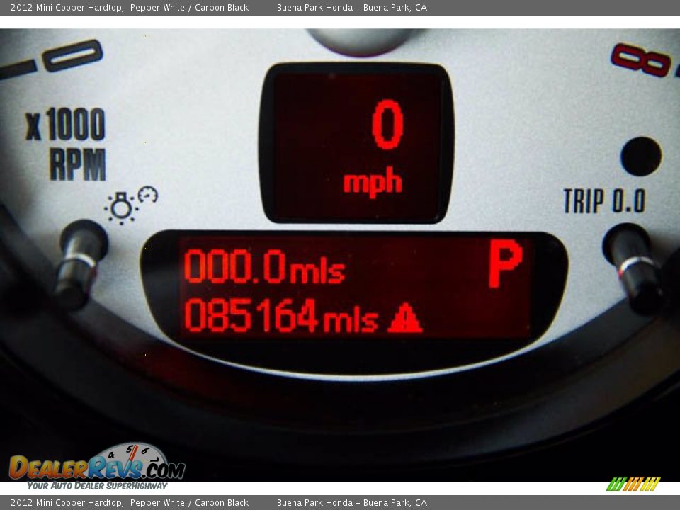 2012 Mini Cooper Hardtop Pepper White / Carbon Black Photo #6