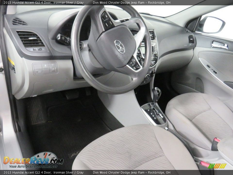 2013 Hyundai Accent GLS 4 Door Ironman Silver / Gray Photo #28