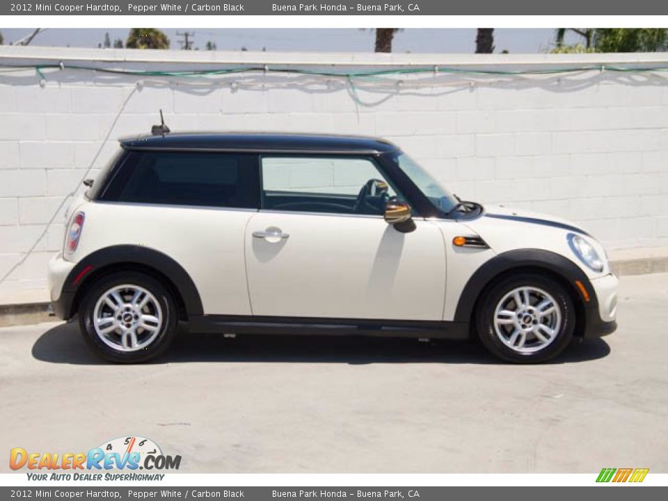 2012 Mini Cooper Hardtop Pepper White / Carbon Black Photo #12