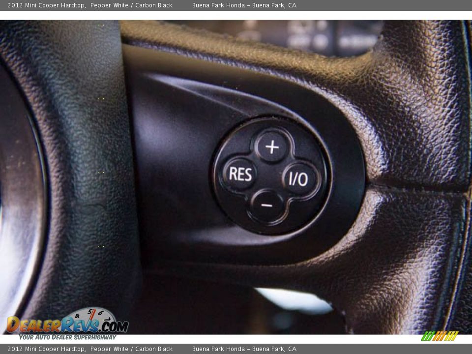 2012 Mini Cooper Hardtop Pepper White / Carbon Black Photo #15