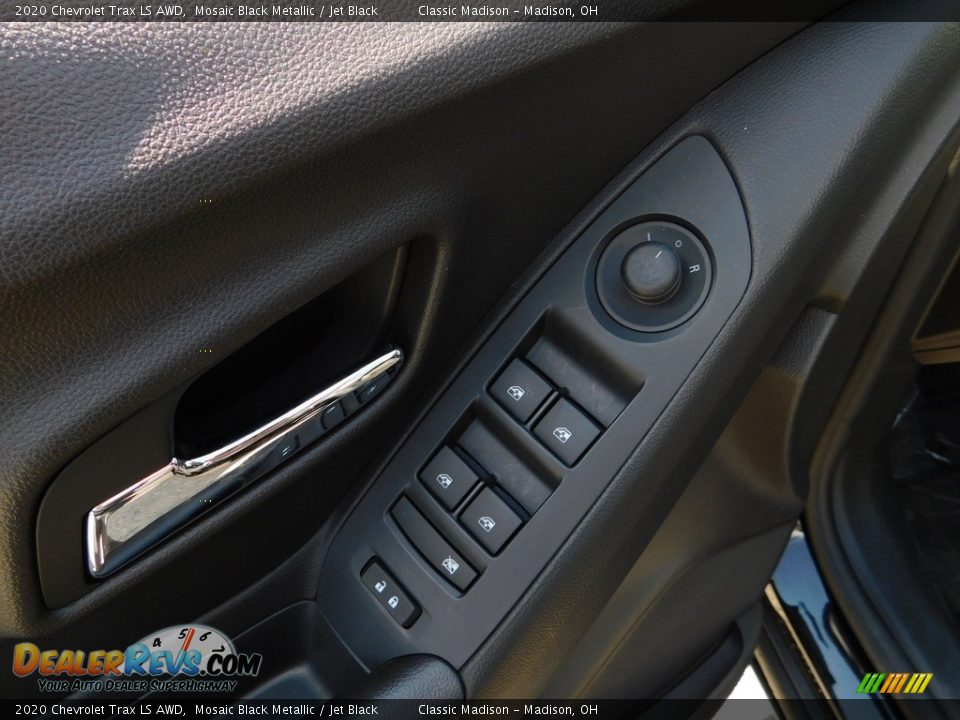 2020 Chevrolet Trax LS AWD Mosaic Black Metallic / Jet Black Photo #11