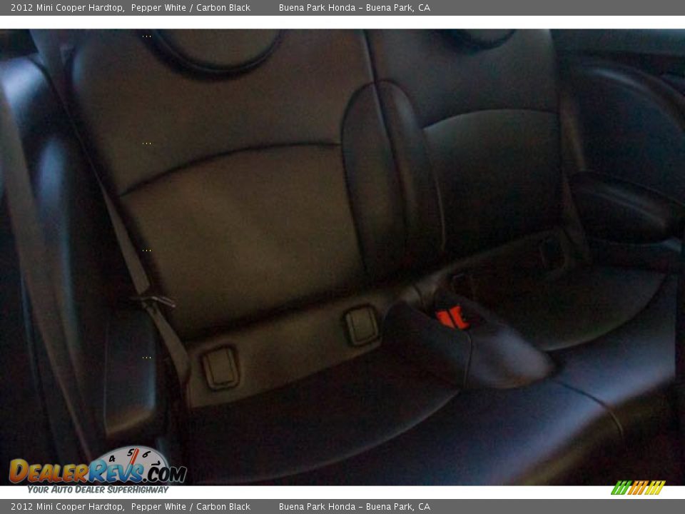 2012 Mini Cooper Hardtop Pepper White / Carbon Black Photo #20