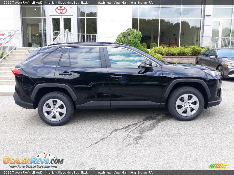 2020 Toyota RAV4 LE AWD Midnight Black Metallic / Black Photo #32