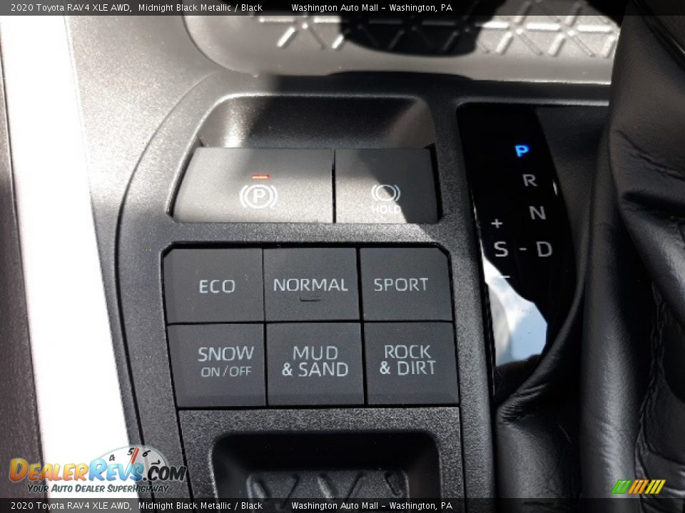 2020 Toyota RAV4 XLE AWD Midnight Black Metallic / Black Photo #15