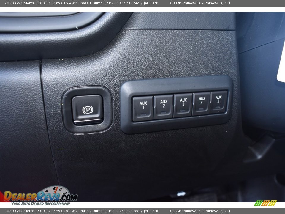 Controls of 2020 GMC Sierra 3500HD Crew Cab 4WD Chassis Dump Truck Photo #11
