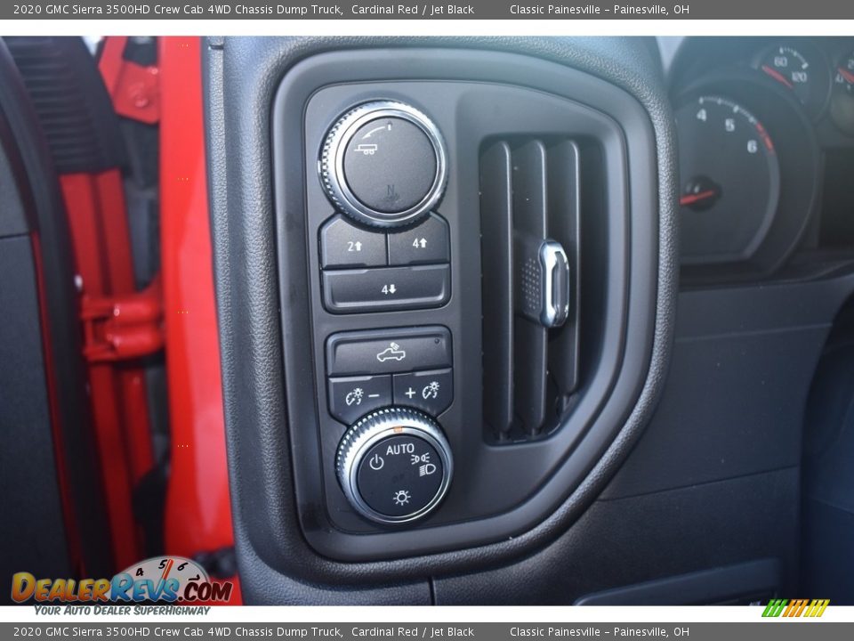 Controls of 2020 GMC Sierra 3500HD Crew Cab 4WD Chassis Dump Truck Photo #12