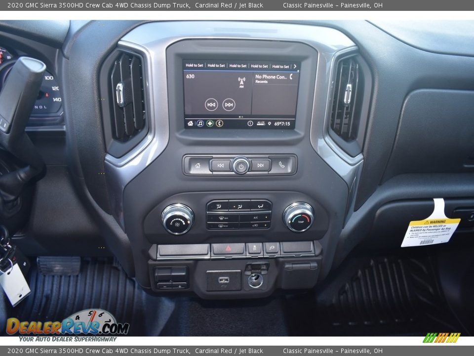 Controls of 2020 GMC Sierra 3500HD Crew Cab 4WD Chassis Dump Truck Photo #14