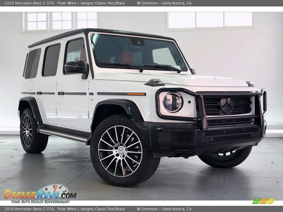 Front 3/4 View of 2020 Mercedes-Benz G 550 Photo #12