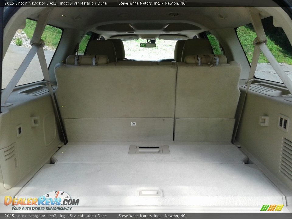 2015 Lincoln Navigator L 4x2 Trunk Photo #19