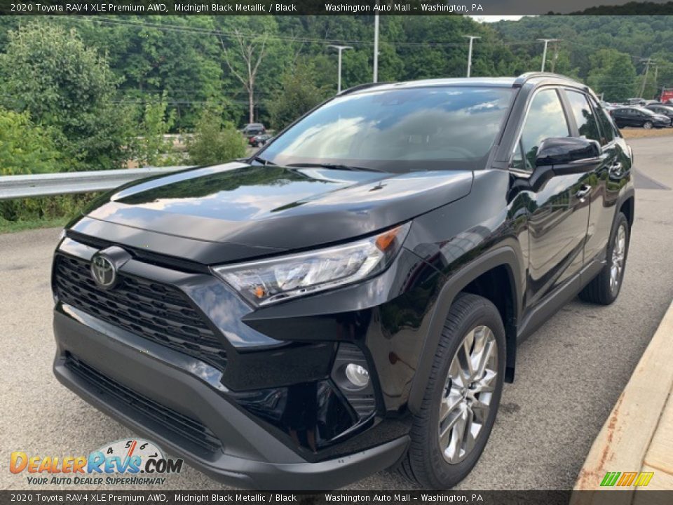 2020 Toyota RAV4 XLE Premium AWD Midnight Black Metallic / Black Photo #29