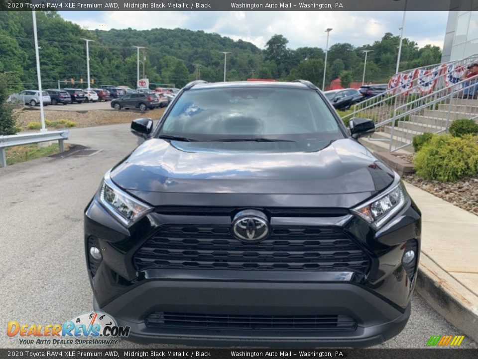 2020 Toyota RAV4 XLE Premium AWD Midnight Black Metallic / Black Photo #30