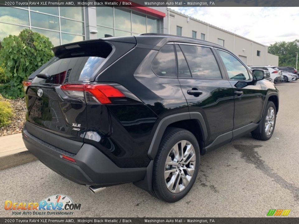 2020 Toyota RAV4 XLE Premium AWD Midnight Black Metallic / Black Photo #33