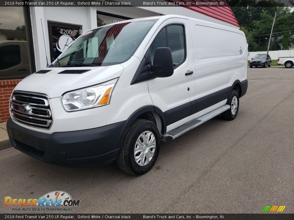 2019 Ford Transit Van 250 LR Regular Oxford White / Charcoal black Photo #2