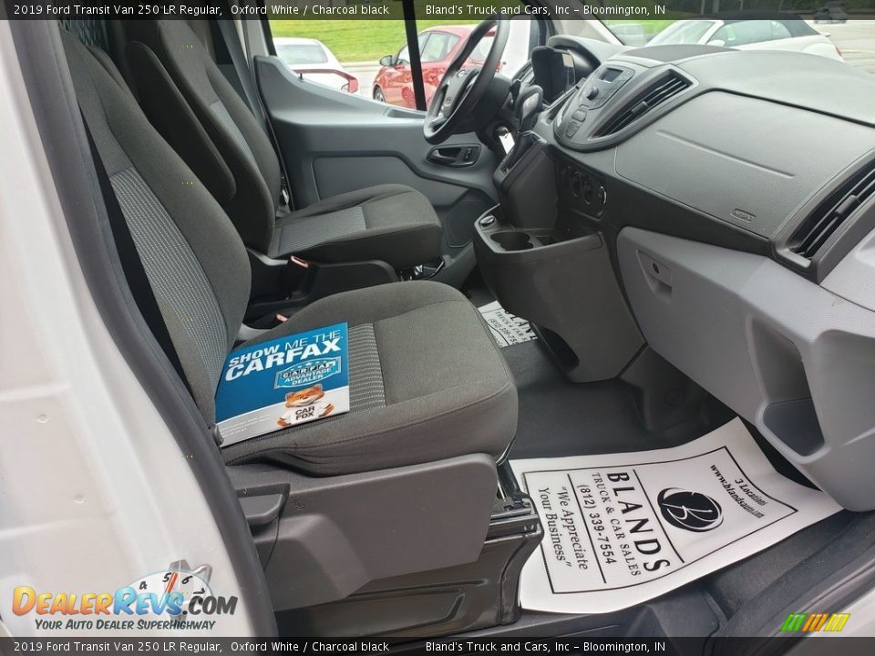 2019 Ford Transit Van 250 LR Regular Oxford White / Charcoal black Photo #33