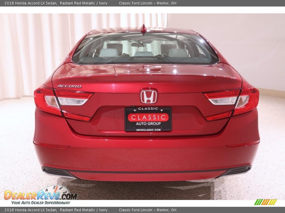 2018 Honda Accord LX Sedan Radiant Red Metallic / Ivory Photo #18