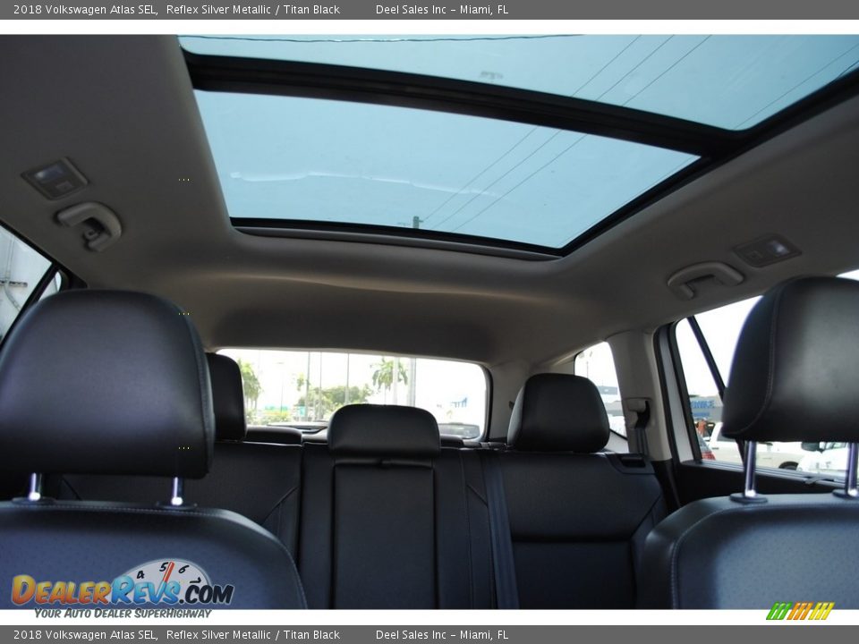 2018 Volkswagen Atlas SEL Reflex Silver Metallic / Titan Black Photo #18