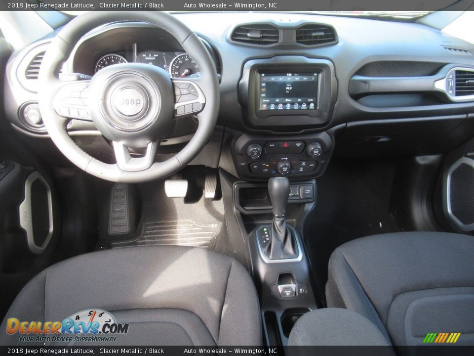 2018 Jeep Renegade Latitude Glacier Metallic / Black Photo #15