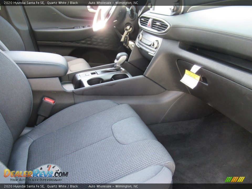 2020 Hyundai Santa Fe SE Quartz White / Black Photo #12