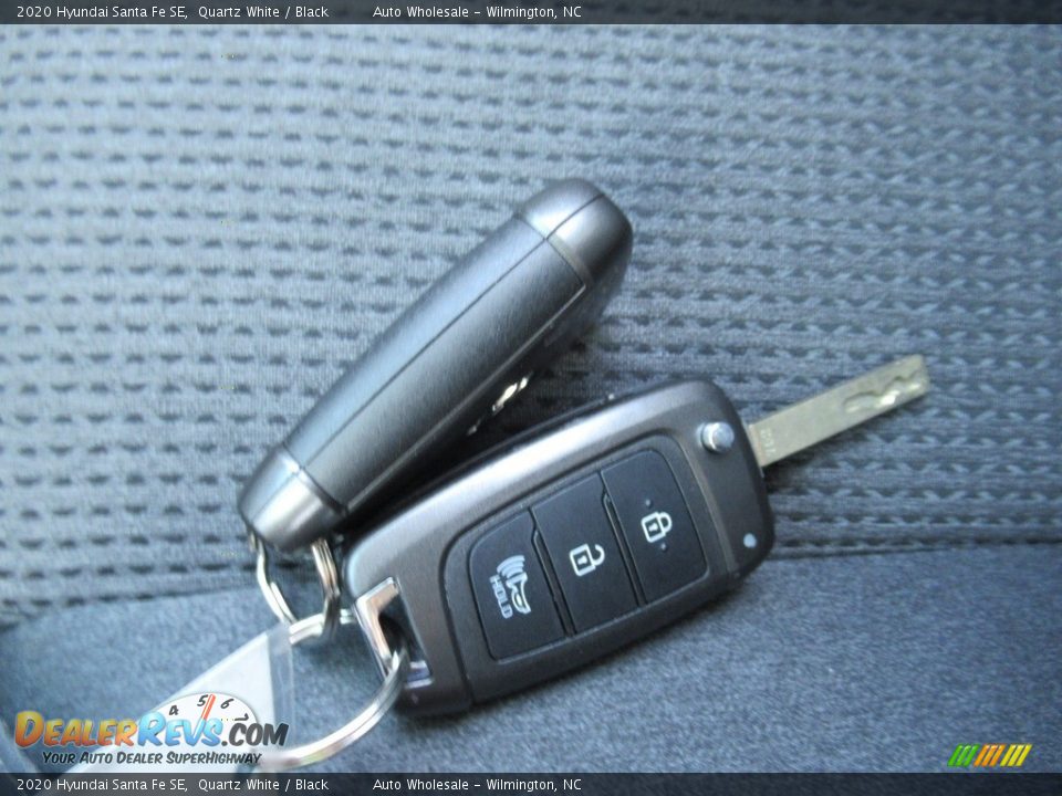 2020 Hyundai Santa Fe SE Quartz White / Black Photo #20